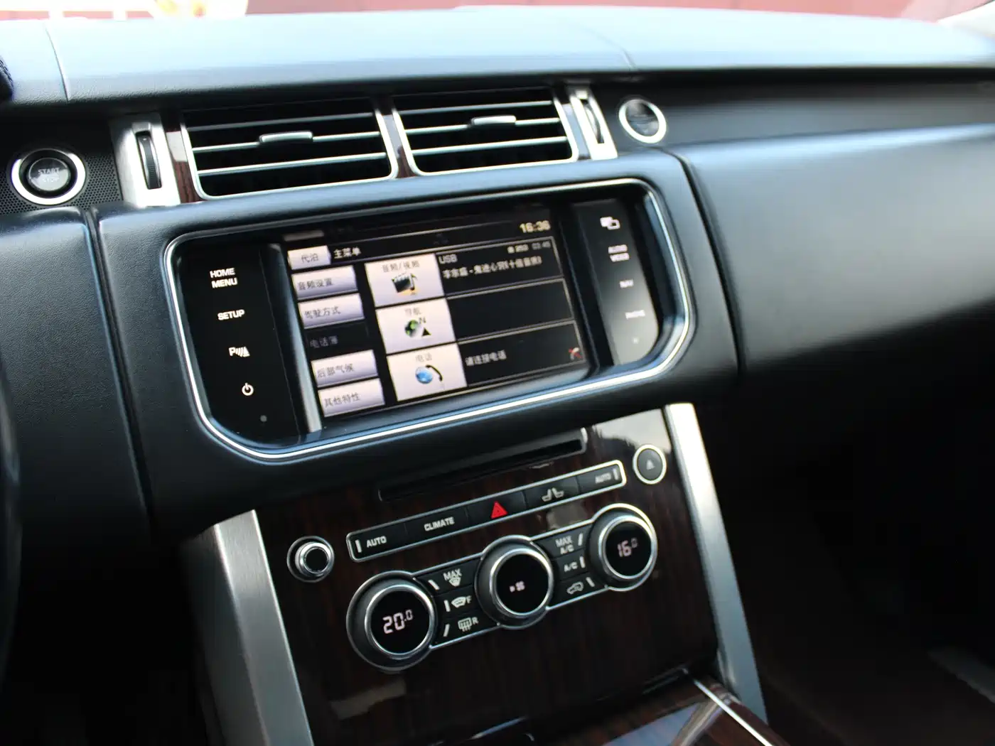 Фото 21 - Land Rover Range Rover