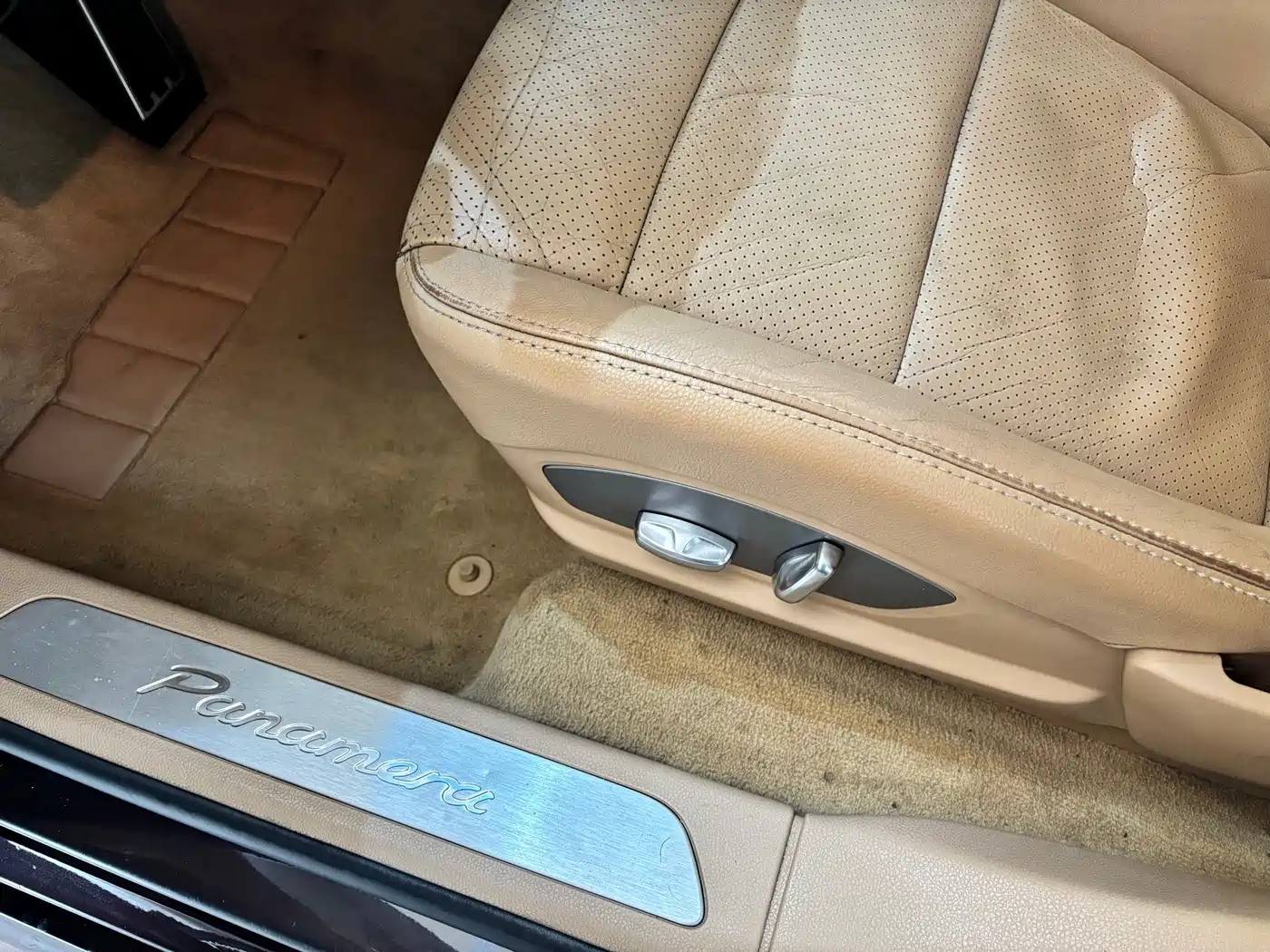 Porsche Panamera 2010 Panamera 3.6L фото 17