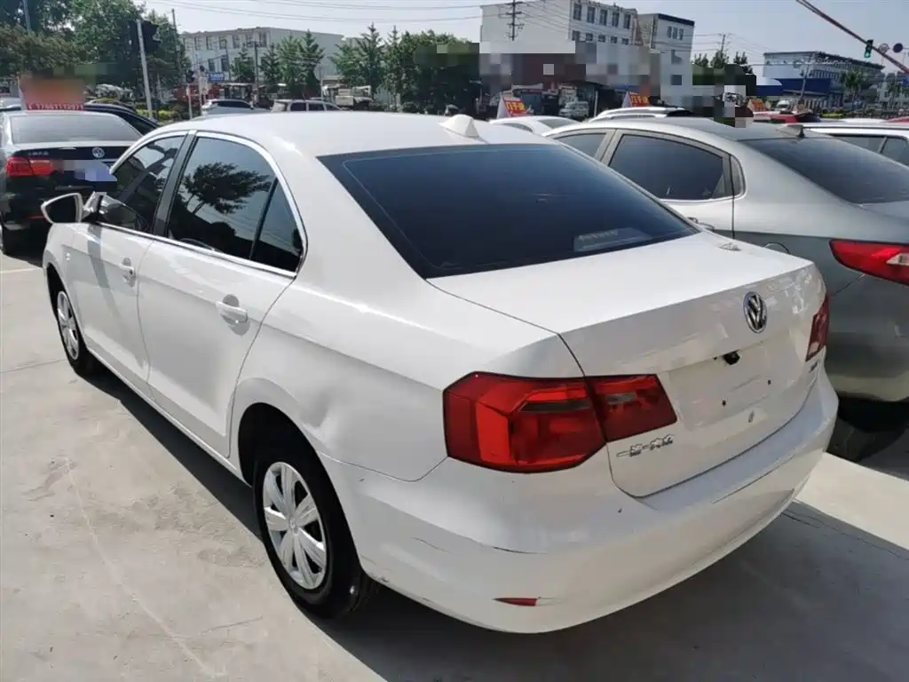 Volkswagen Jetta 2015 Quality Edition 1.4L Manual Fashion фото 5