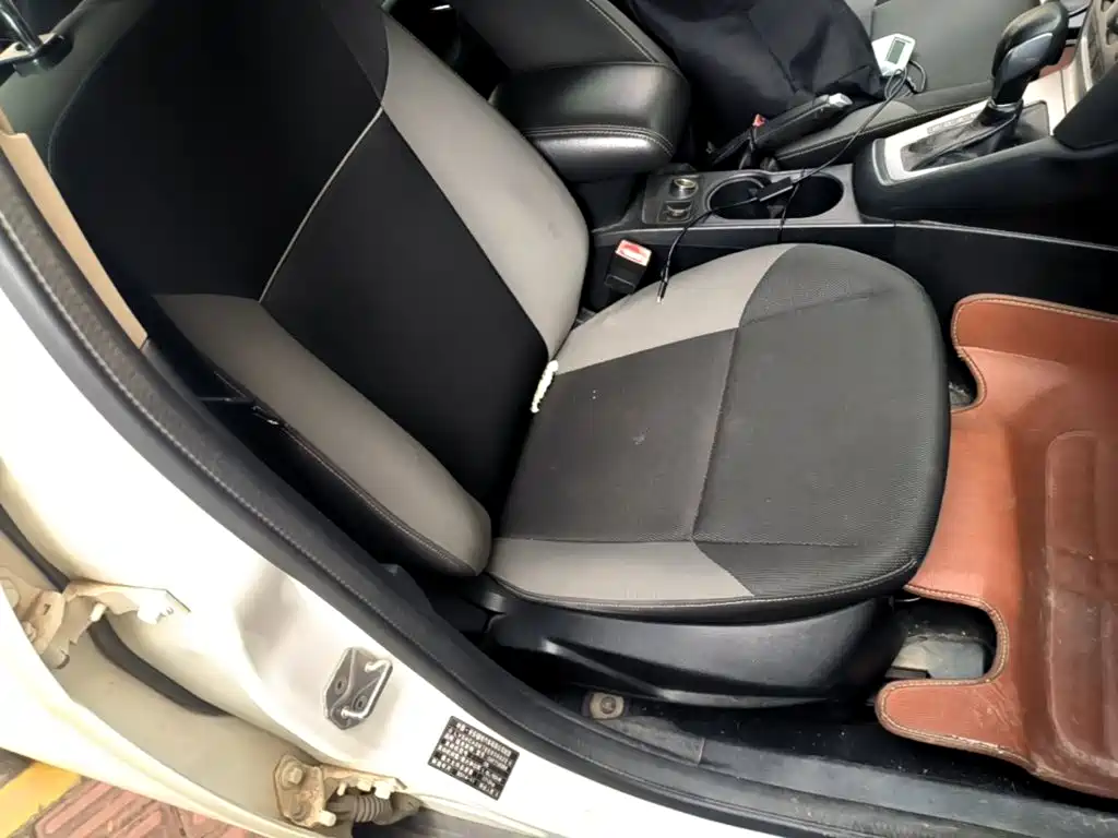 Ford Focus 2015 2012 Hatchback 1.6L Automatic Comfort