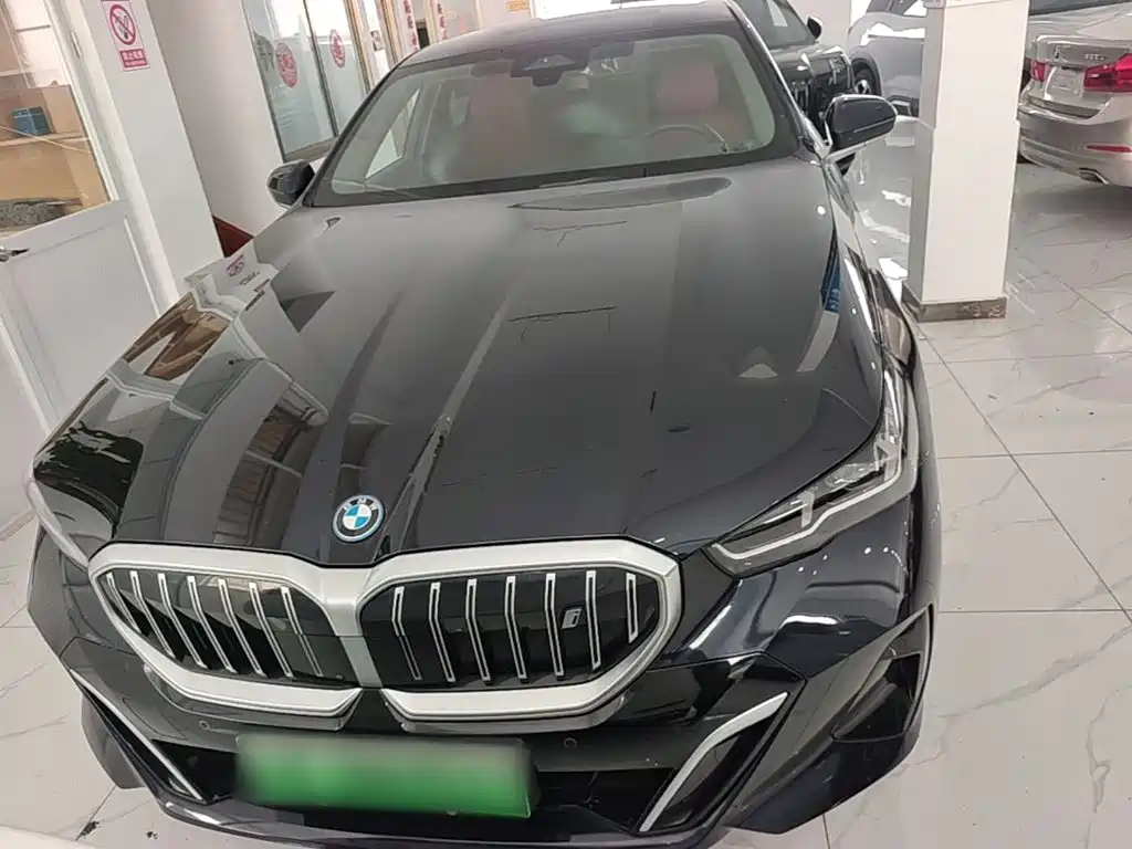 BMW i5 2025 2025 eDrive 35L M Sport Package