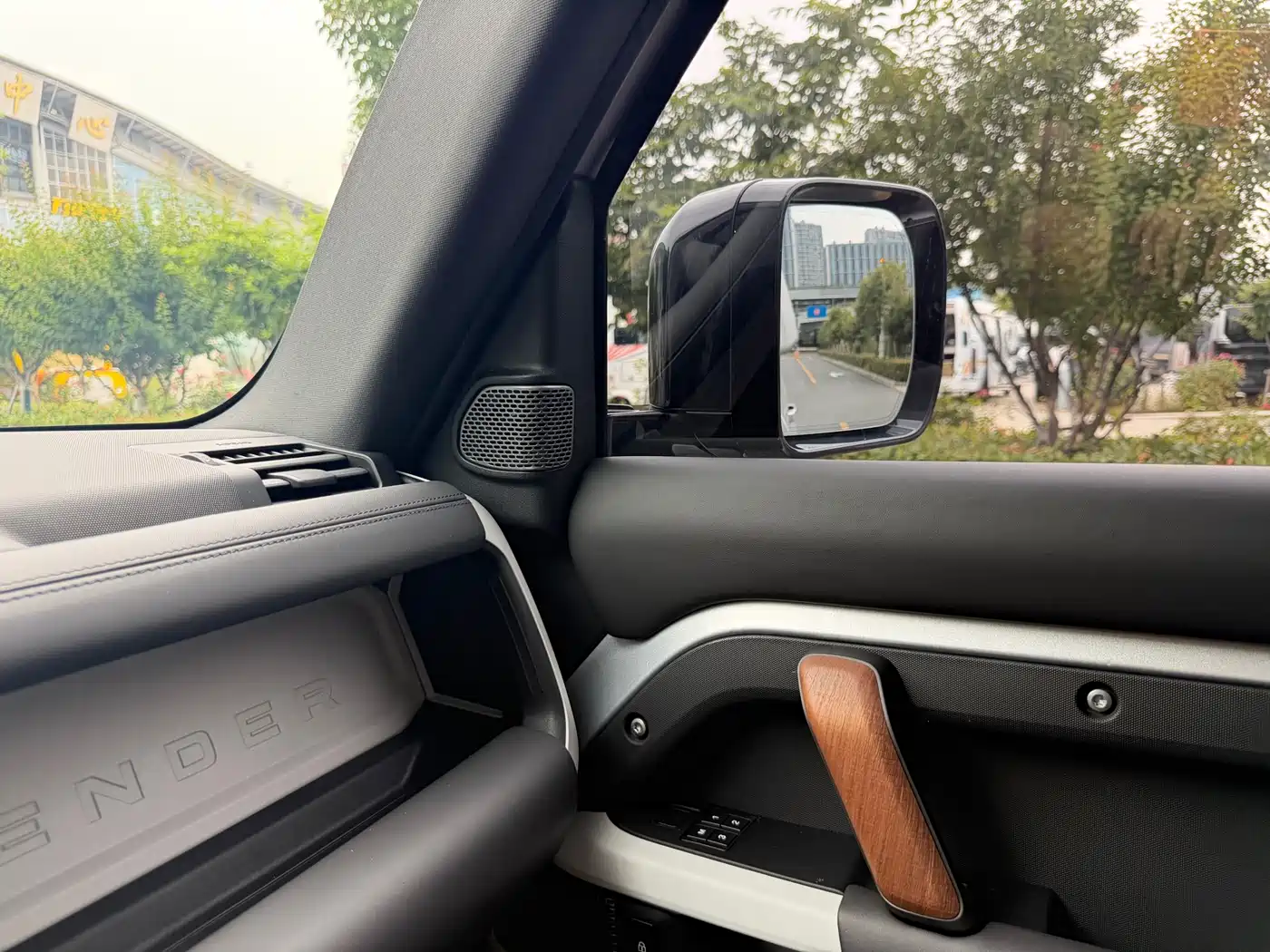 Land Rover Defender 2020 2020 Model 110 P400 HSE
