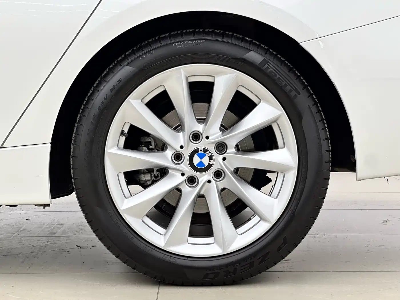BMW 3 Series GT 2016 320i Fashion Style фото 17
