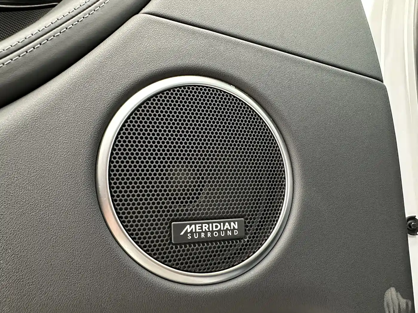 Land Rover Discovery Sport 2024 Luxury Custom Edition фото 22