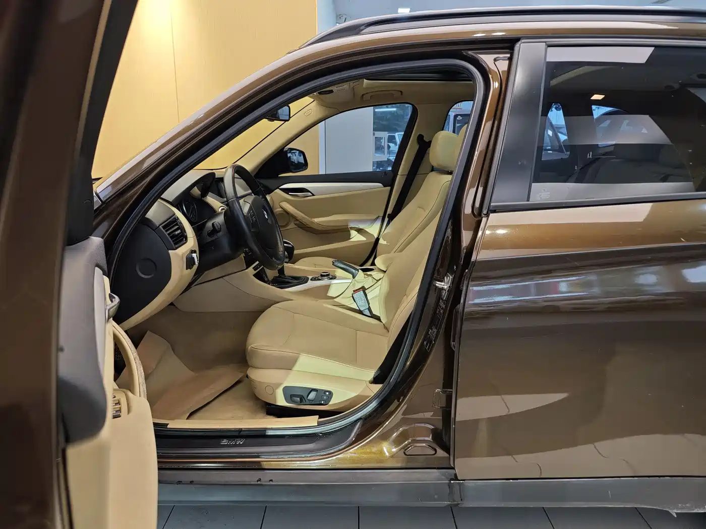 BMW X1 (Import) 2012 sDrive18i Luxury фото 13