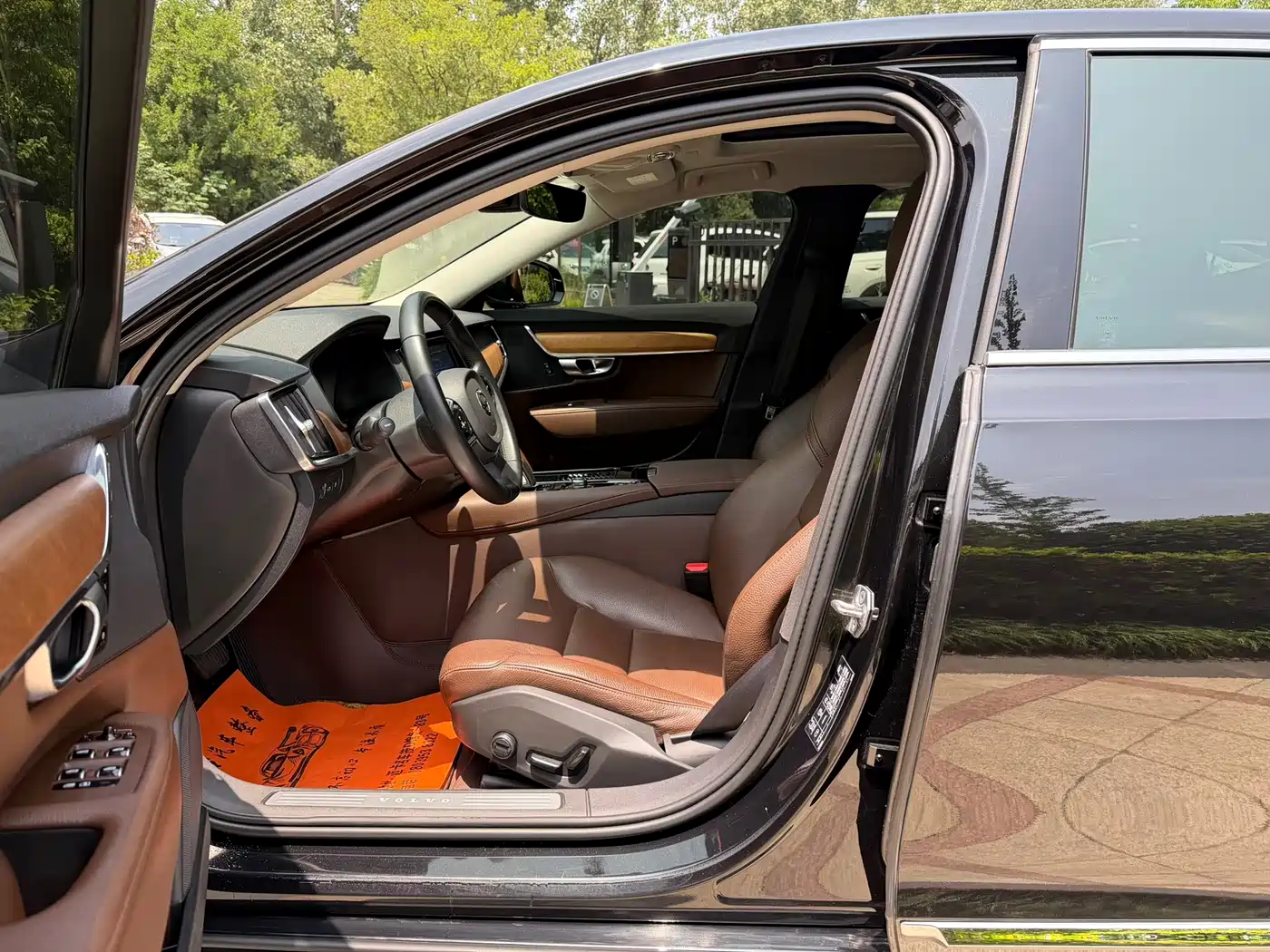 Volvo S90 Plug-in Hybrid 2019 2020 Model T8 E-Drive Hybrid Intelligent Luxury Edition