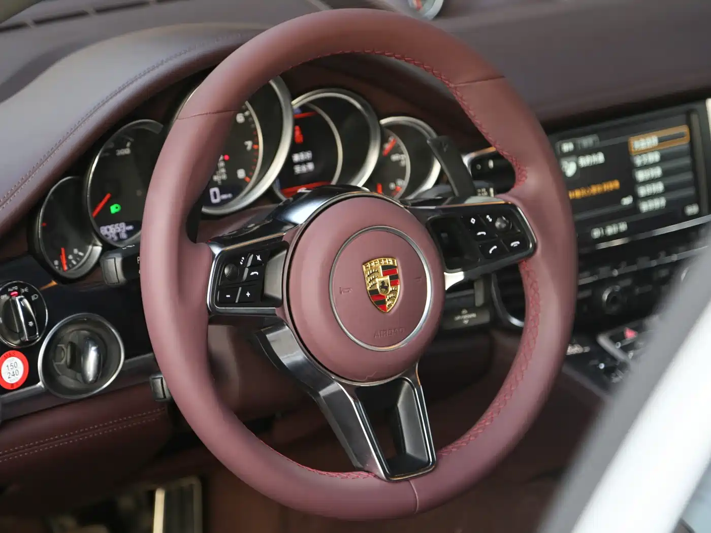 Porsche Panamera 2014 Panamera 3.0T фото 16
