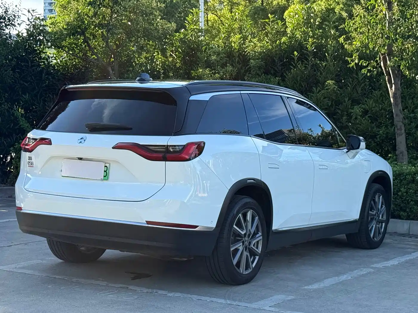 Фото 5 - NIO ES8