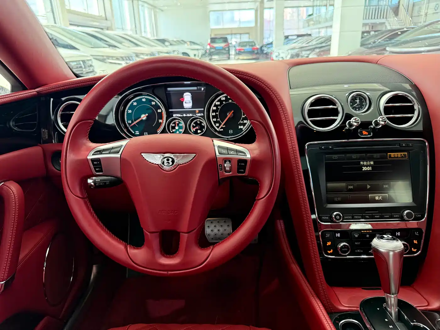 Bentley Flying Spur 2016 4.0T V8 Standard Edition фото 15