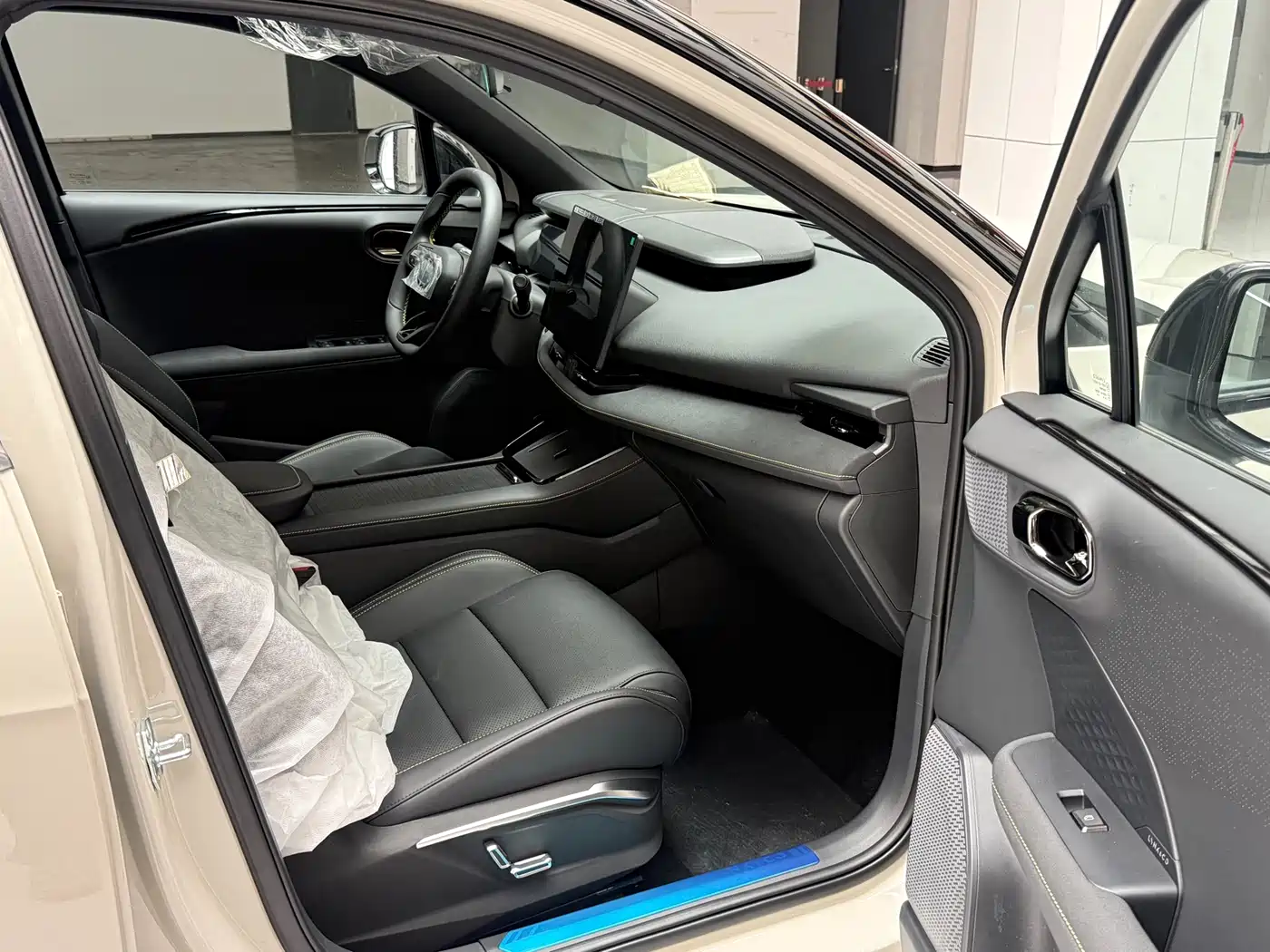 Lynk & Co 06 2025 Renew 1.5T Halo фото 7