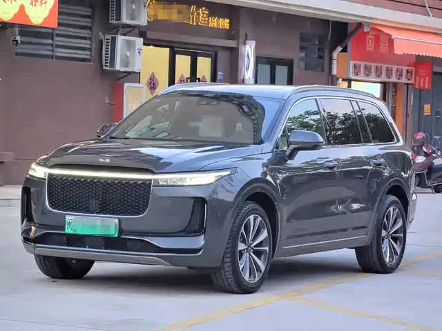 Li Auto Li ONE 2020 Extended Range 6-seater