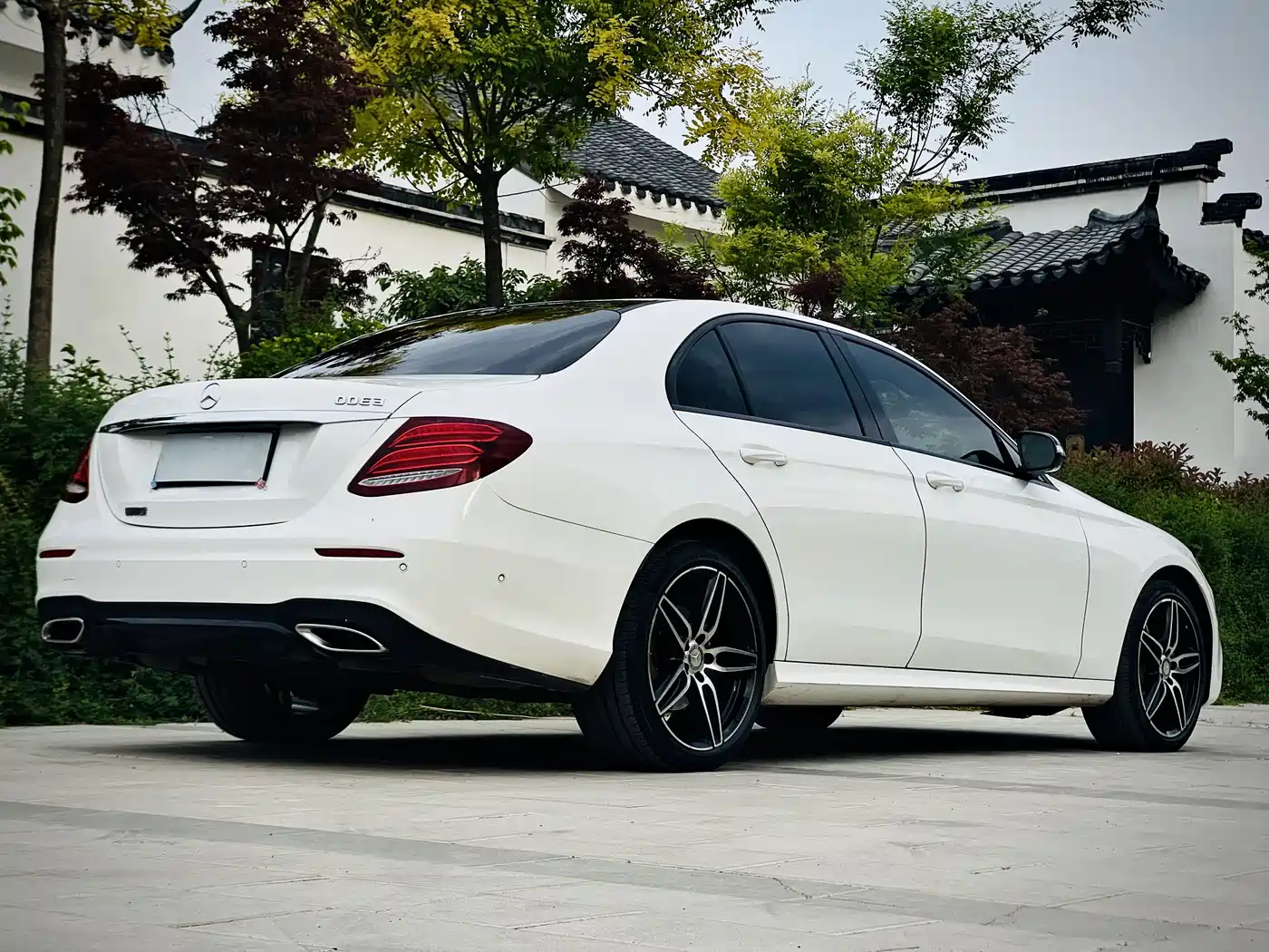 Mercedes-Benz E-Class 2017 E 300 Sport фото 6