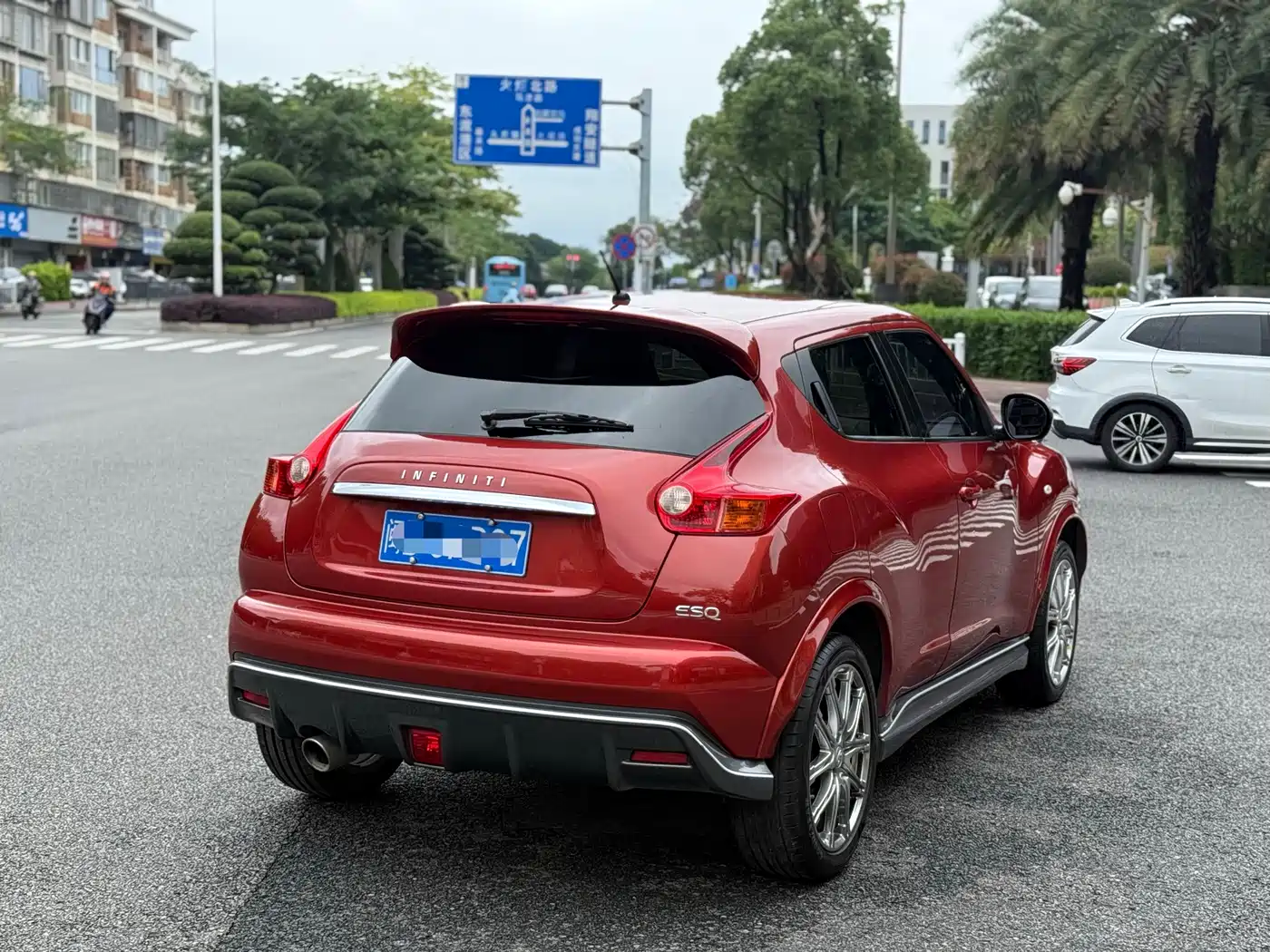 Infiniti ESQ 2018 2014 1.6L Free Edition