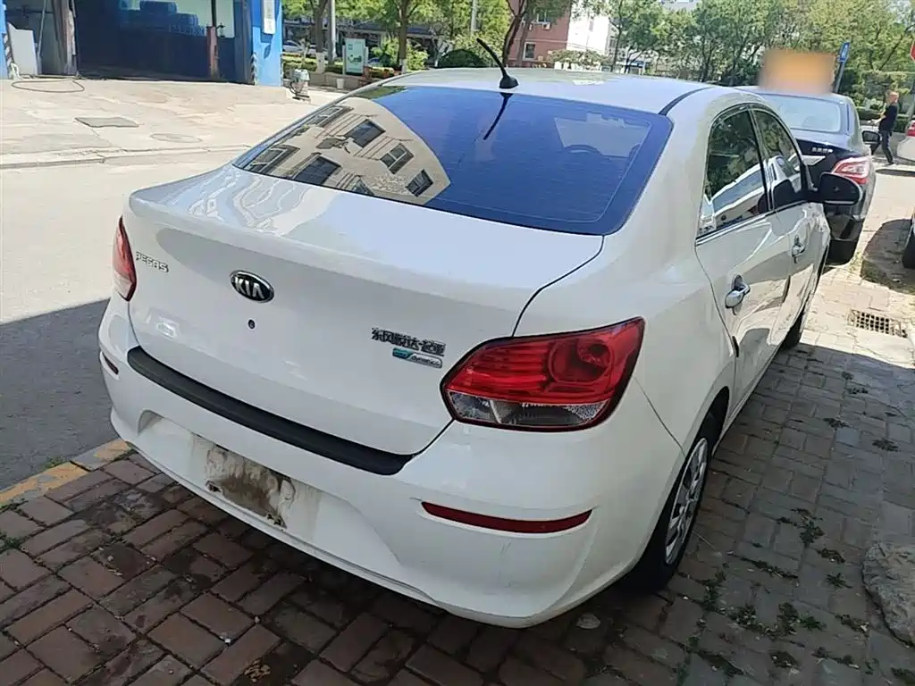 Kia Huan Chi 2017 1.4L Manual Smart Fashion фото 7