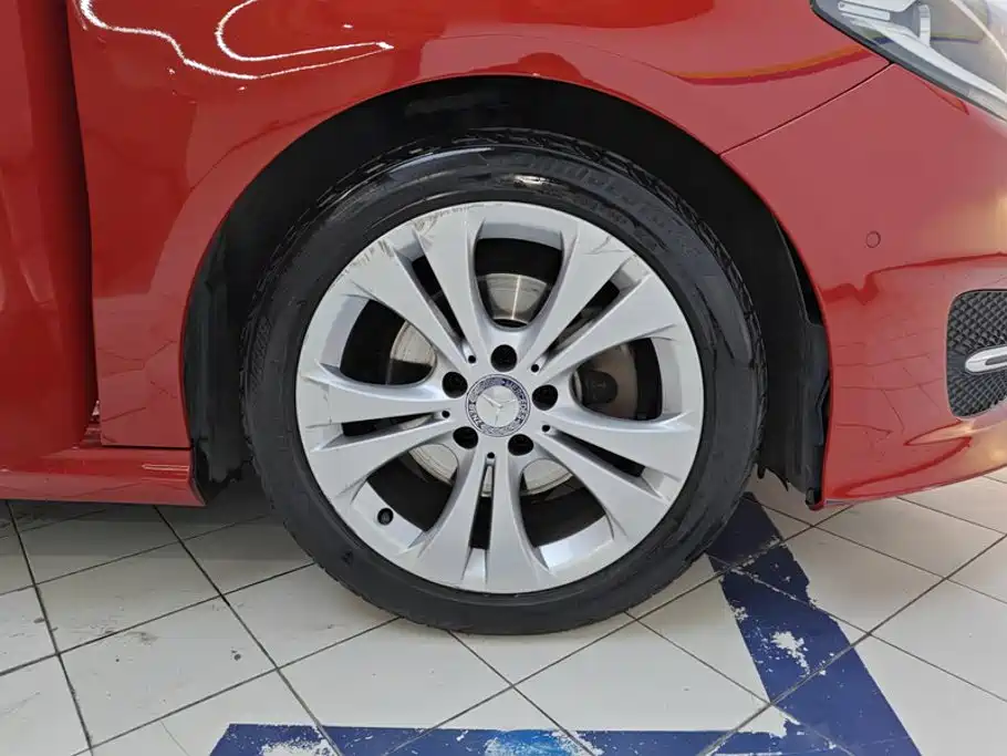 Photo 6 - Mercedes-Benz B-Class