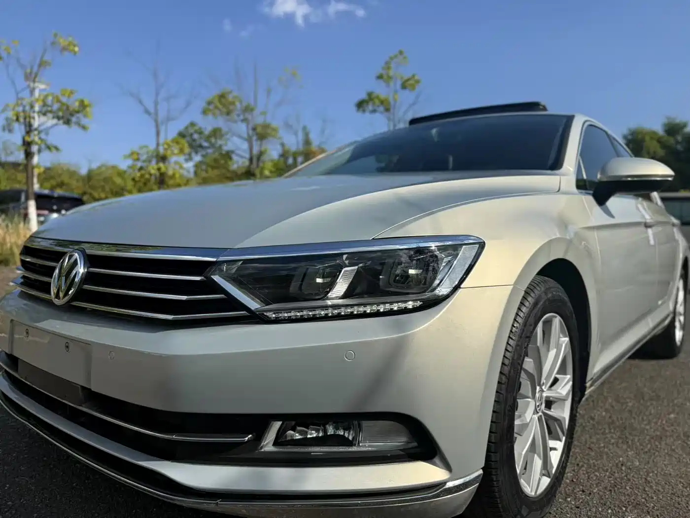 Volkswagen Magotan 2017 330TSI DSG Luxury фото 17