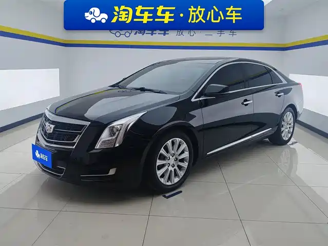 CADILLAC XTS