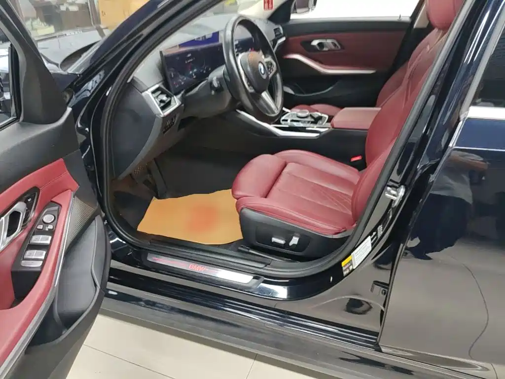 Фото 16 - BMW i3