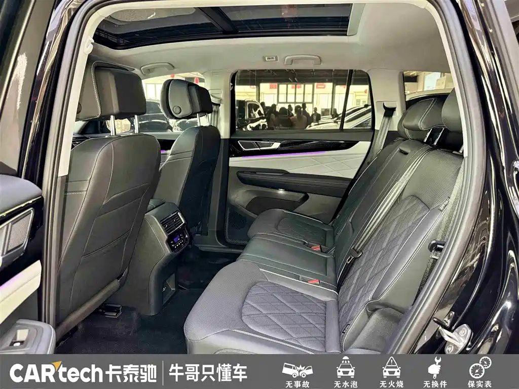 Volkswagen Teramont 2025 380TSI 4WD Outstanding Edition фото 25