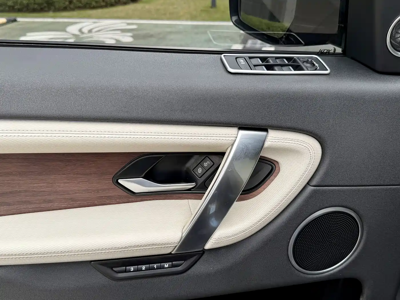 Land Rover Discovery Sport 2020 249PS R-Dynamic Performance Tech 5-seater фото 18