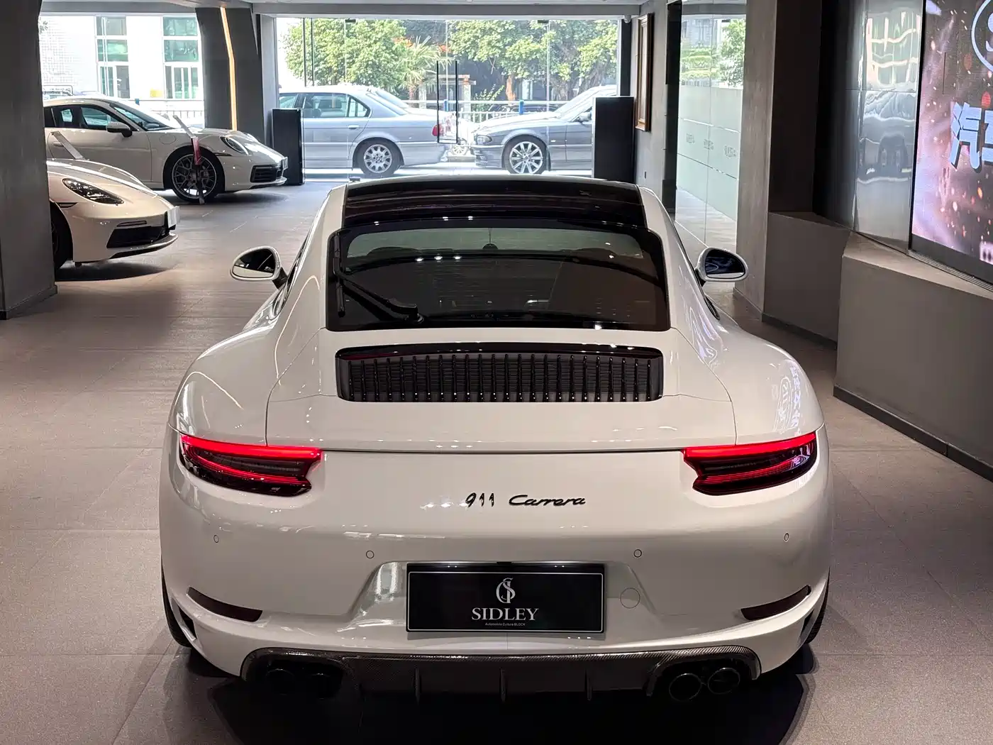 Porsche 911 2016 Carrera 3.0T фото 7