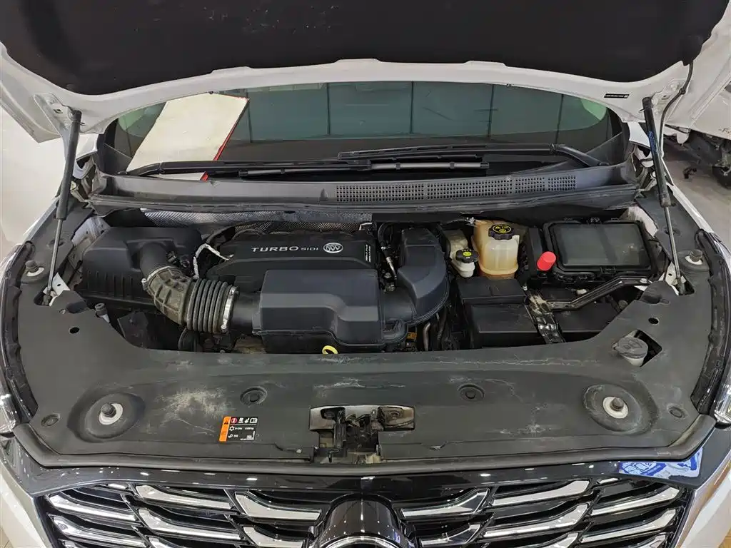Buick GL8 2023 ES Landmaster Exclusive фото 16