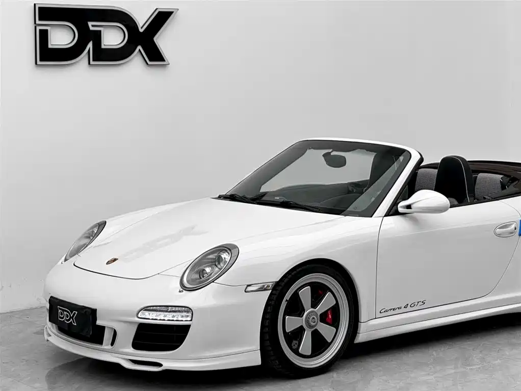 Porsche 911 2011 Carrera 4 GTS 3.8L Convertible фото 3