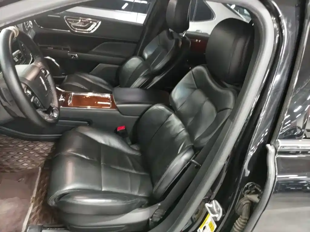 Lincoln Continental 2021 2019 2.0T 2WD Zunxiang Edition China VI