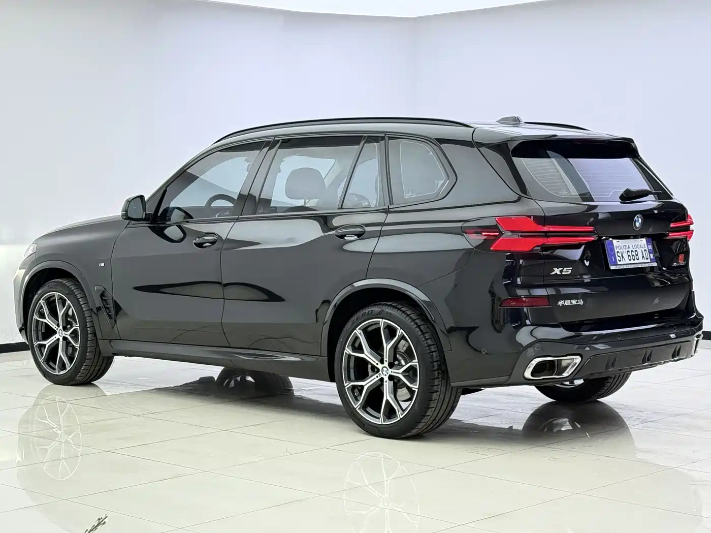BMW X5 2023 xDrive 30Li Premium M Sport Package фото 19