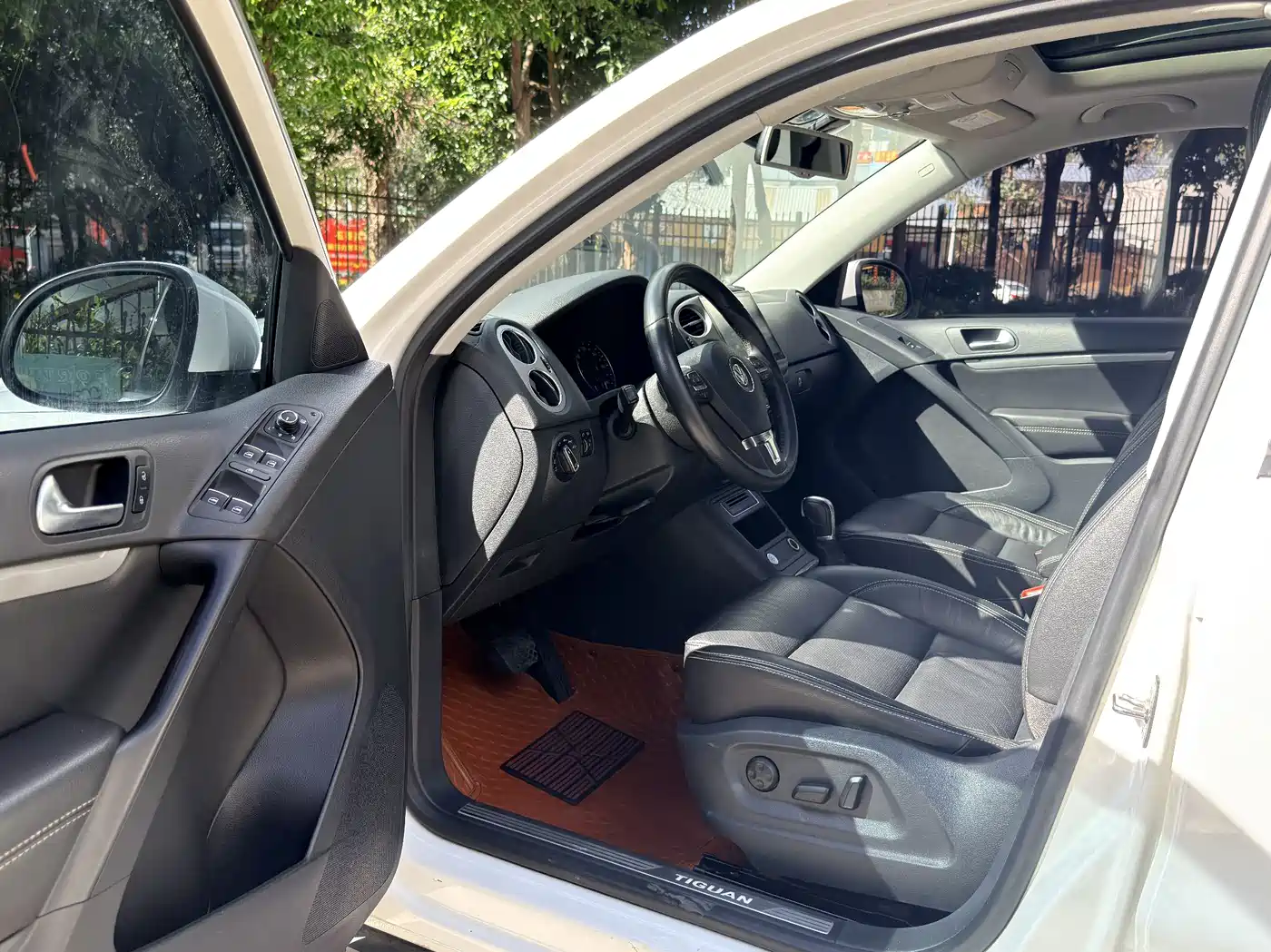Volkswagen Tiguan 2016 Model 330TSI Automatic 4WD Luxury Edition фото 10
