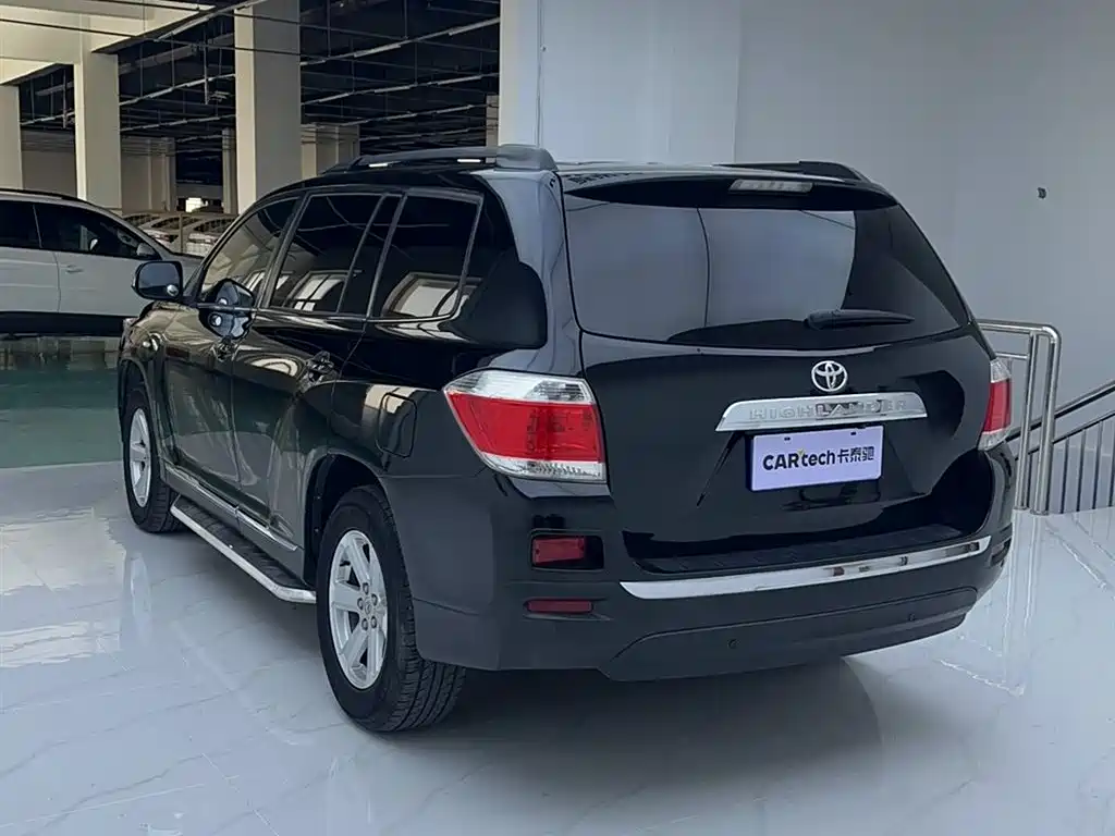 Toyota Highlander 2012 2.7L 2WD 7-Seat Elite фото 6