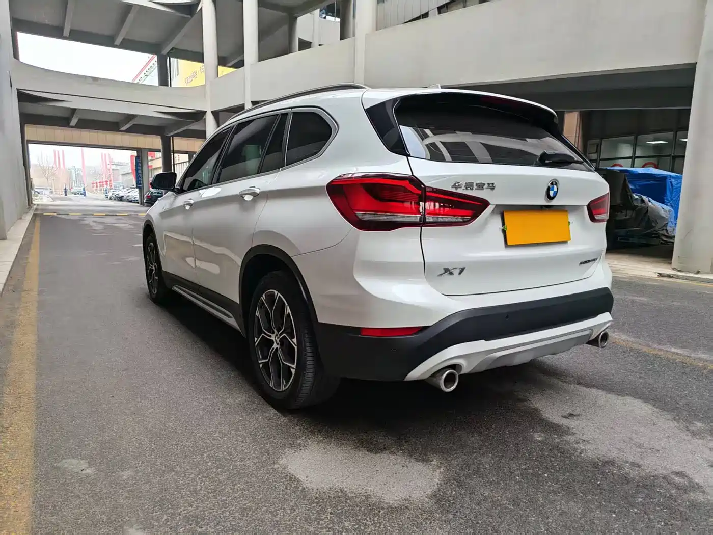 BMW X1 2022 sDrive20Li Fashion фото 6