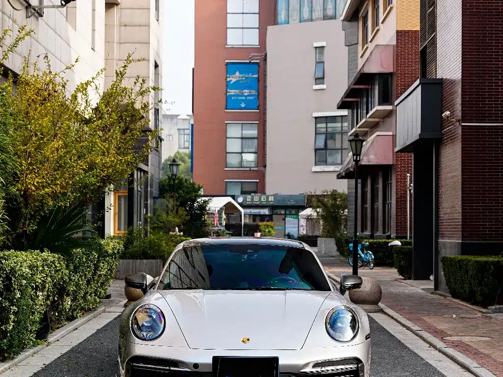 Porsche 911 2022 Turbo S 3.7T фото 2