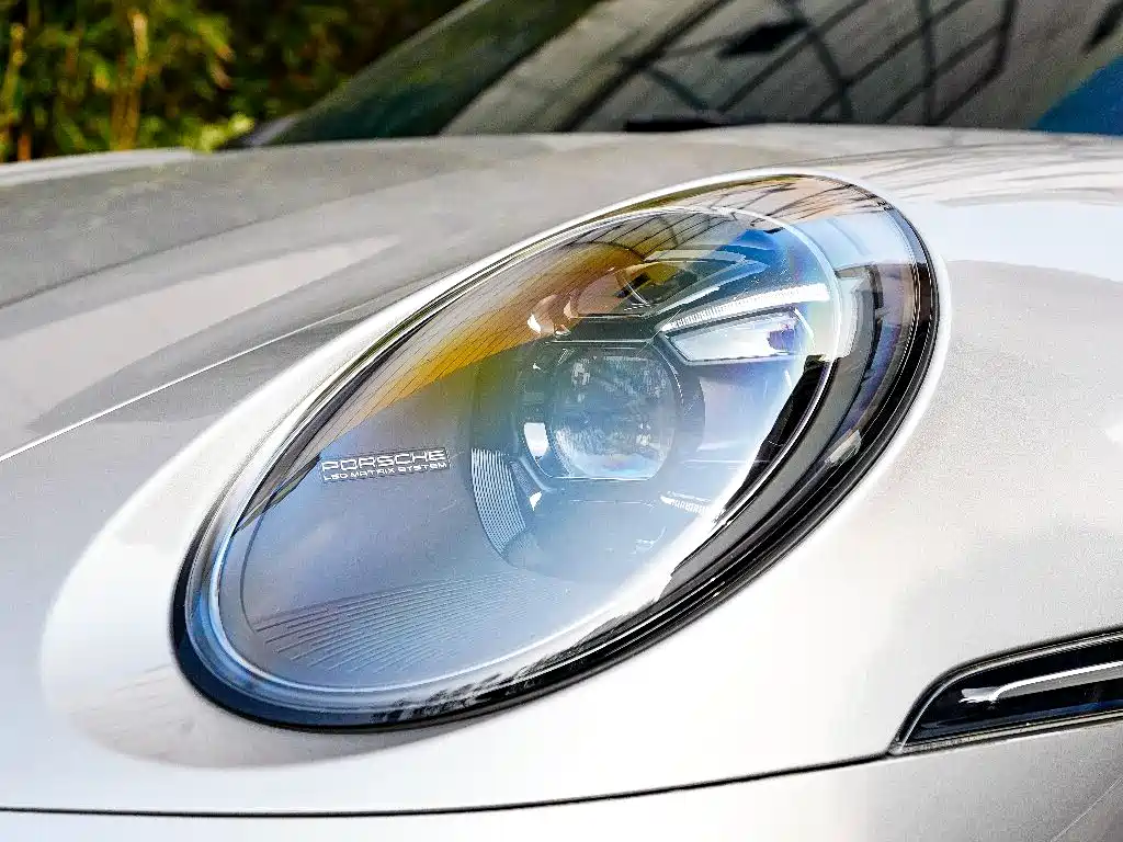 Porsche 911 2022 Turbo S 3.7T фото 11