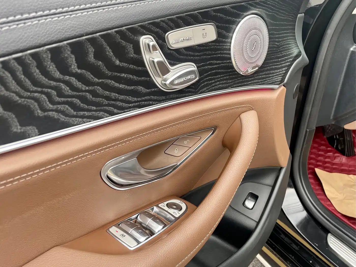 Mercedes-Benz E-Class 2019 E 260 L Sport фото 8