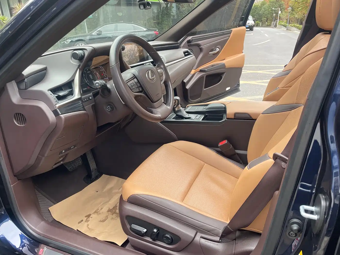 Lexus ES 2018 200 Excellence Edition China V фото 9
