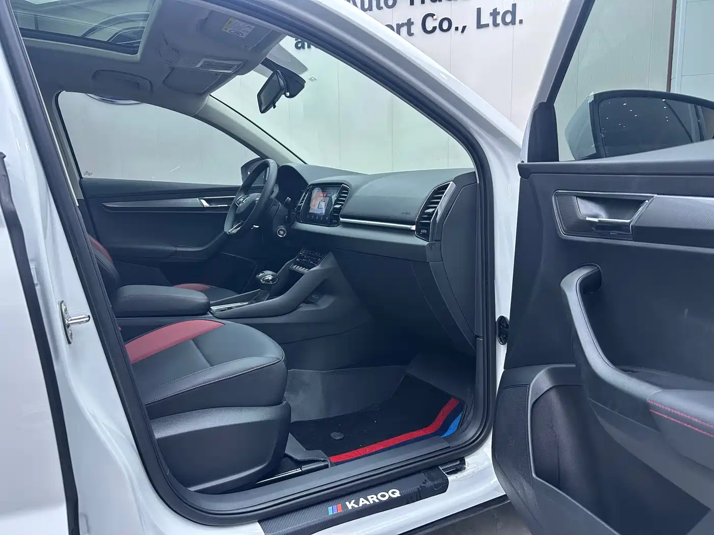Škoda Karoq 2024 TSI280 Luxury Edition фото 23