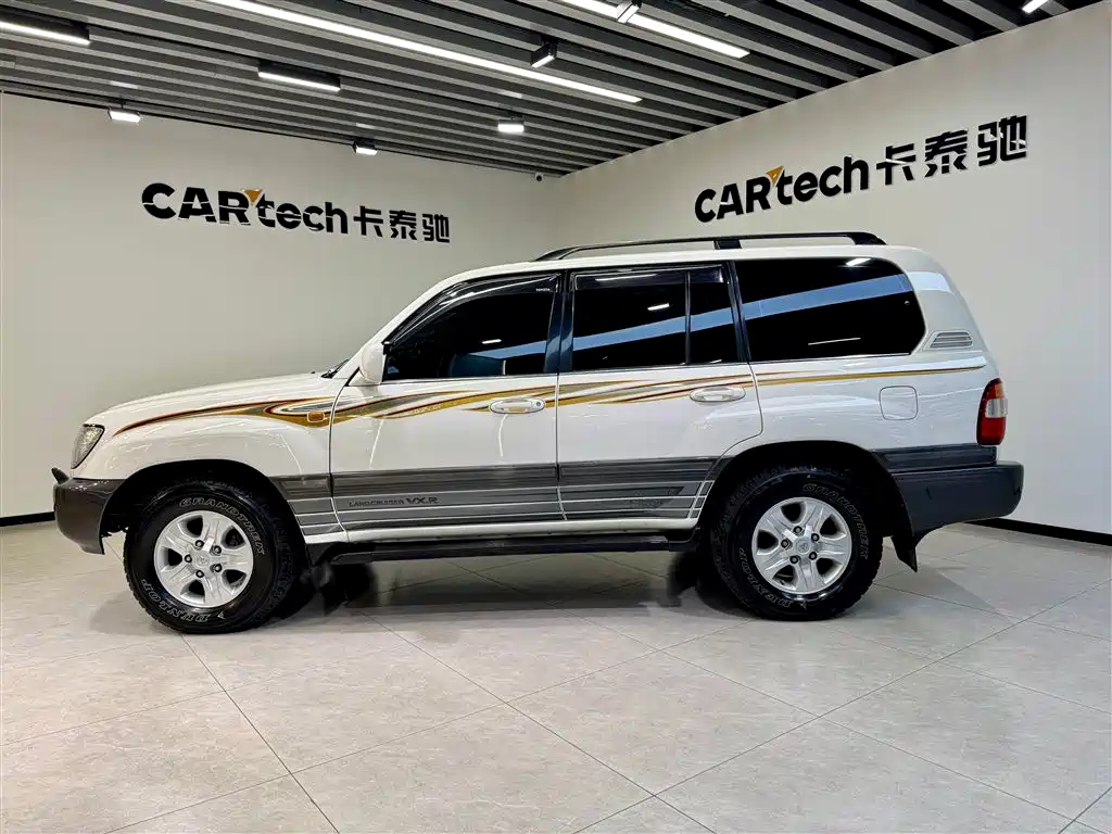 Toyota Land Cruiser 2005 4.7L Automatic VX-R фото 28