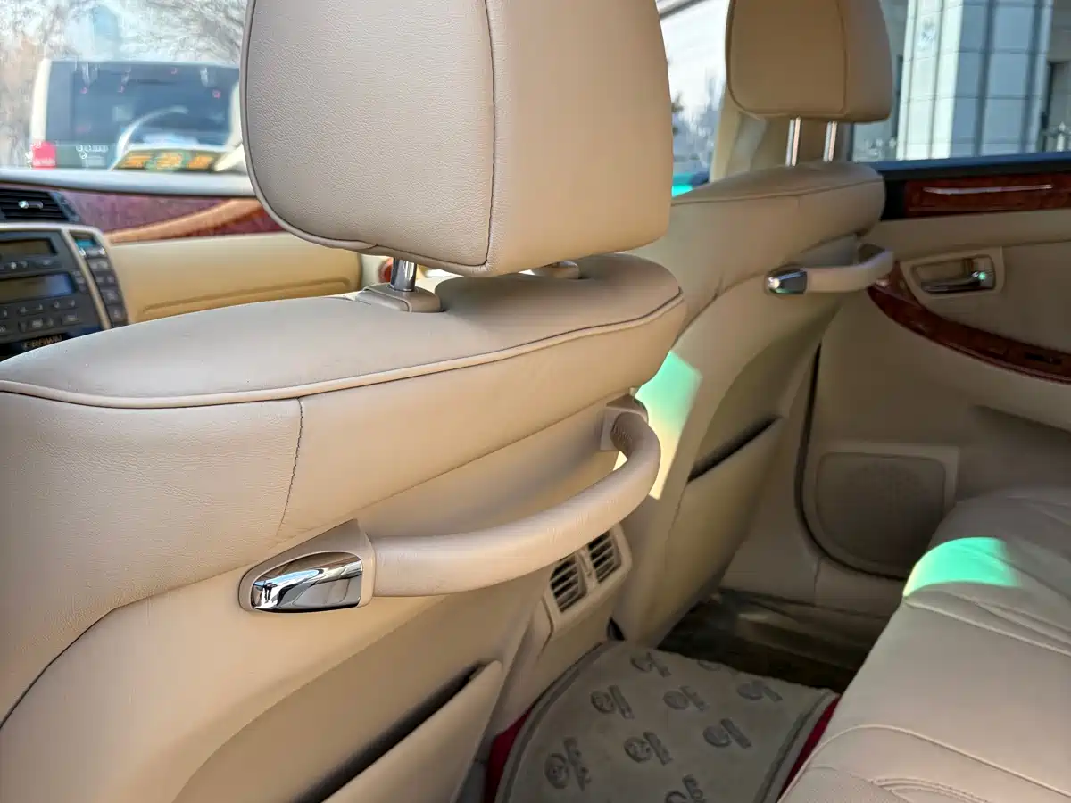 Toyota Crown 2007 2.5L Royal Leather Edition фото 8