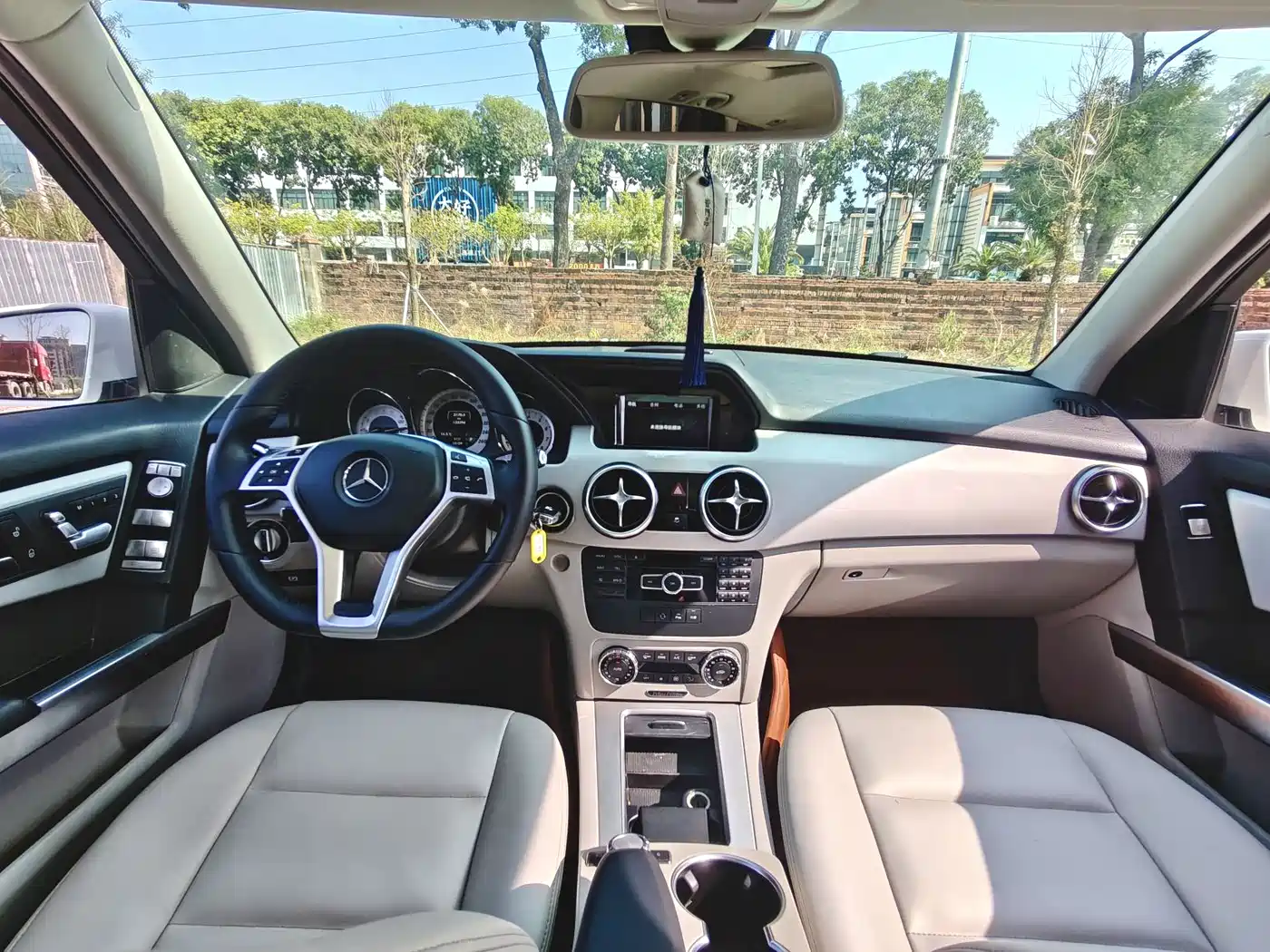 Mercedes-Benz GLK-Class 2015 GLK 260 4MATIC Dynamic Ultimate Edition фото 10