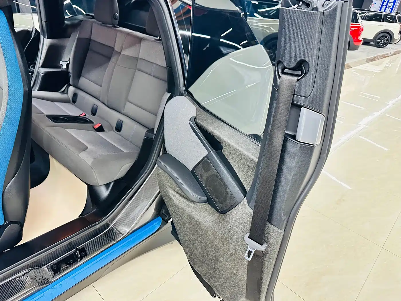 Фото 33 - BMW i3 (Import)