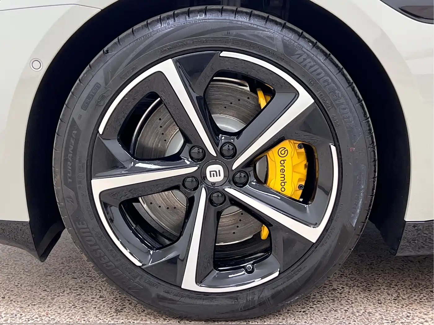 XIAOMI CAR XIAOMI SU7