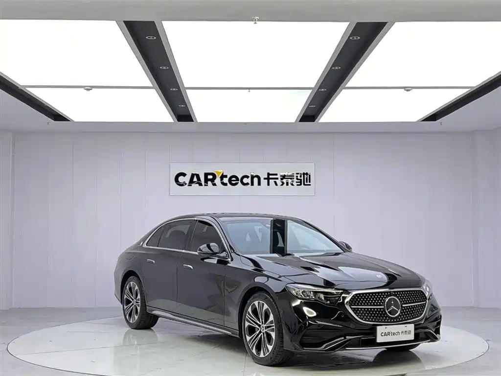 Mercedes-Benz E-Class 2024 E 300 L Fashion Sport фото 7