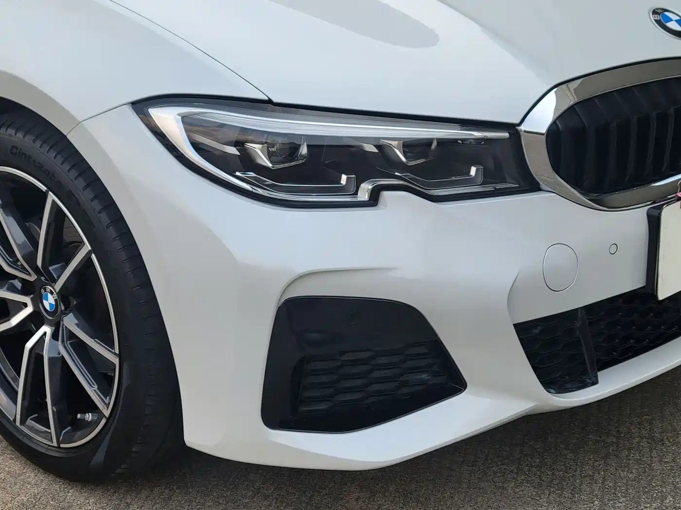 BMW 3-SERIES
