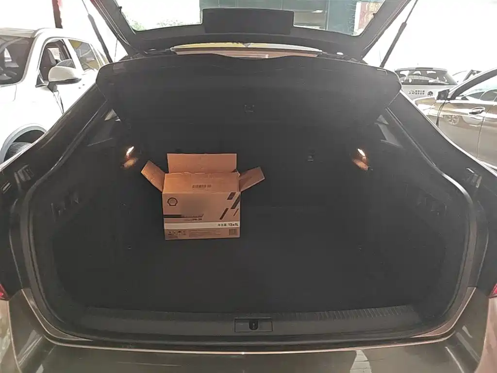 Škoda Superb 2019 TSI280 DSG Comfort Edition фото 19