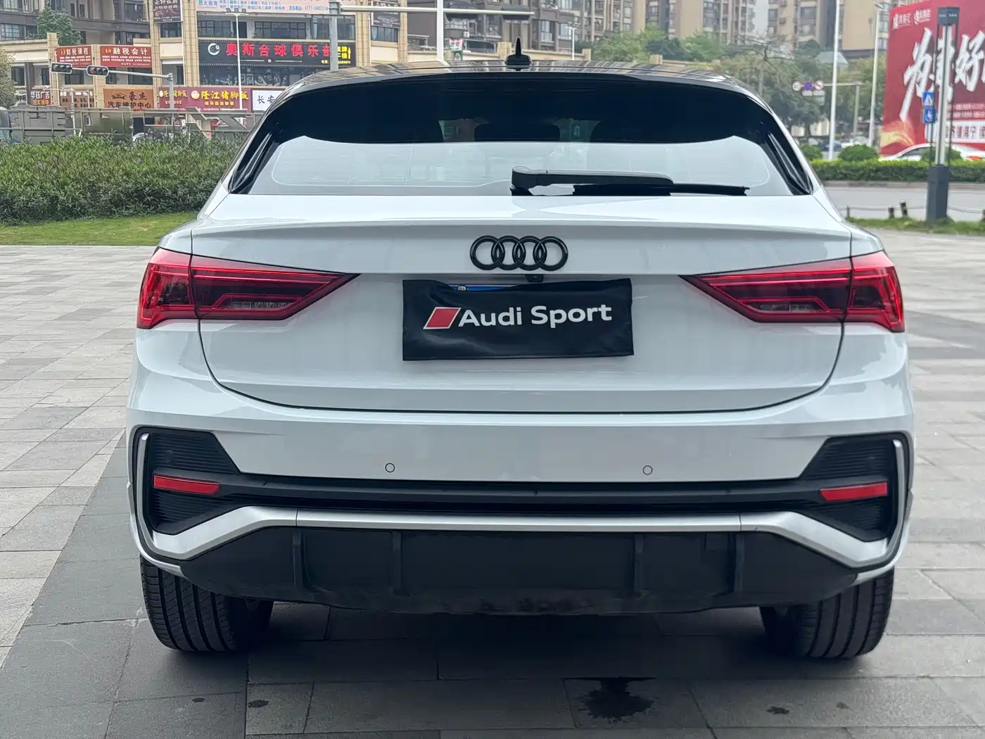 AUDI Q3 SPORTBACK