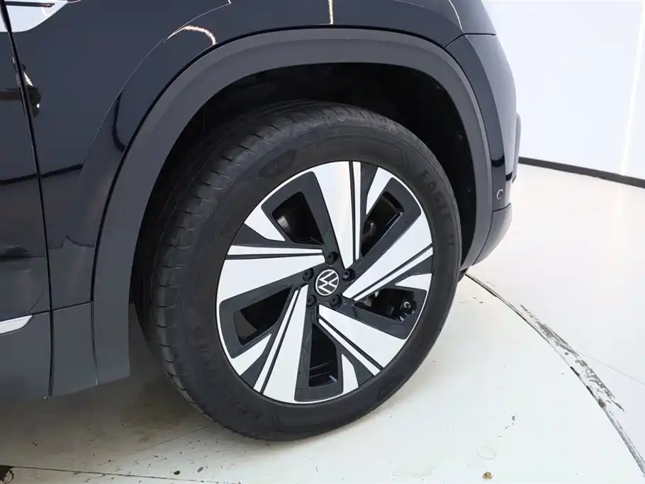 VOLKSWAGEN TOURANG