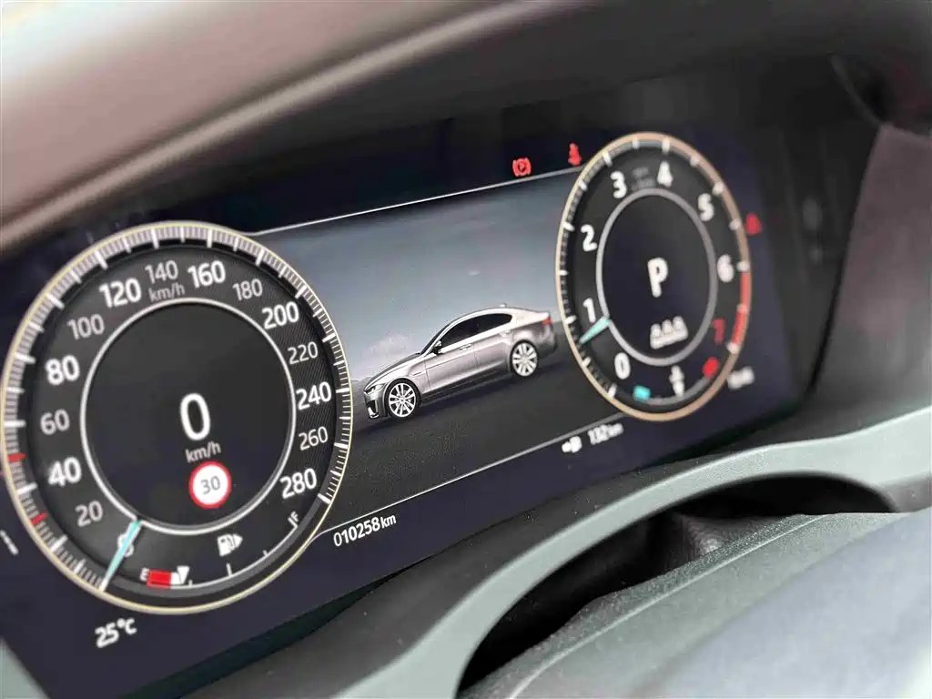 Jaguar XEL 2024 Model 2.0T 250PS R-DYNAMIC S Gloss Black Sport Edition фото 36