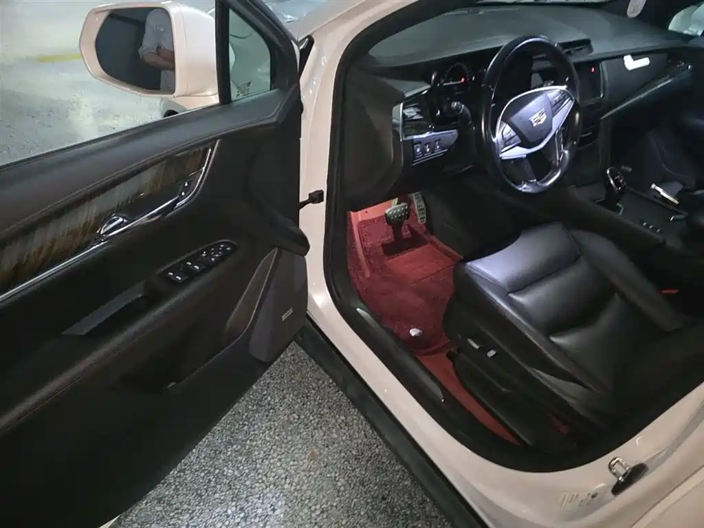 Cadillac XT5 2018 28E AWD Technology Model фото 12
