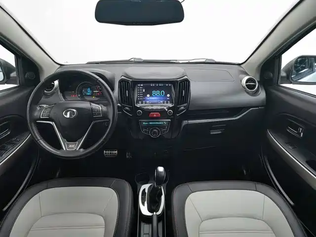 Great Wall M4 2015 1.5L AMT Luxury — фото 5